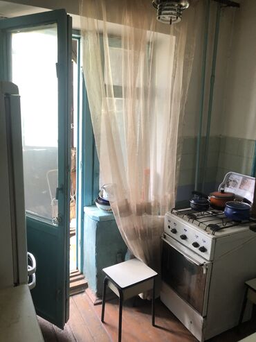 Продажа квартир: 1 комната, 30 м², Индивидуалка, 2 этаж, Старый ремонт