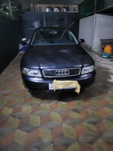 битый авто продаю: Audi A4: 1998 г., 1.8 л, Автомат, Бензин, Седан