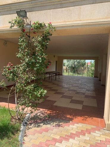 Uzunmüddətli kirayə evlər: 320 kv. m, 4 otaqlı, İşıq, Kombi, Qaz — 8