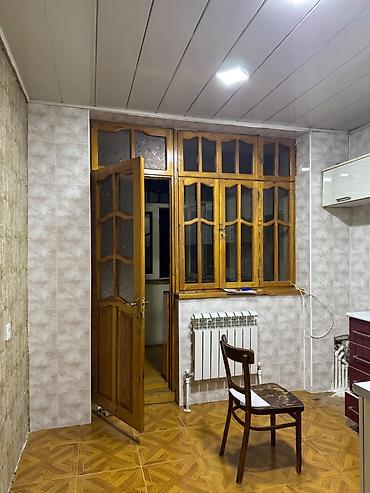 Qapı çərçivələri: Taxta qapı pəncərələr Tək pəncərə 60 azn(2 ededdir) Tək qapı 40azn (4 — 2