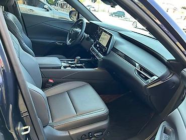 Lexus: Lexus RX: 2025 г., 2 л, Типтроник, Бензин, Кроссовер — 8
