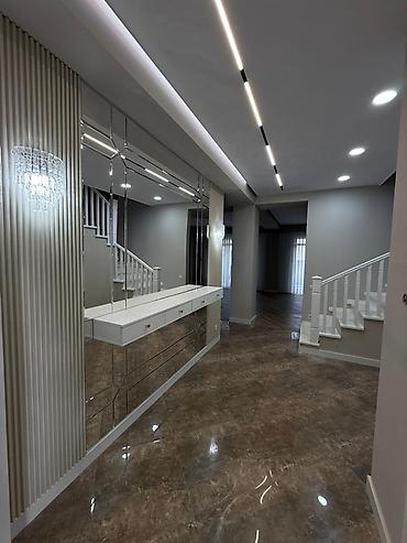 Продажа домов: Таунхаус, 250 м², 6 комнат, Агентство недвижимости, Дизайнерский ремонт — 14