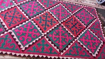 Другой домашний декор: Shyrdak is a national rug made in the complex mosaic technique size