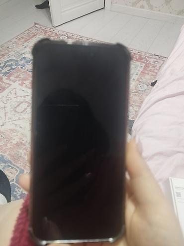 прошивка айфона цена: IPhone в оранжевом цвете (коробка на фото). Компактный корпус с — 2