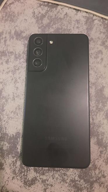 samsung pult: Samsung Galaxy S21 FE, 128 GB, rəng - Qara, Simsiz şarj — 4