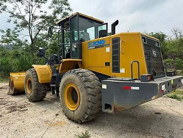 jcb 4cx: Погрузчик, XCMG, 2021 г., Колесный, Фронтальный — 4