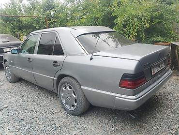 салон 124 мерседес: Mercedes-Benz W124: 1991 г., 2.2 л, Механика, Бензин, Седан — 9