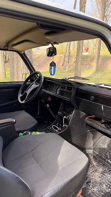 ВАЗ (ЛАДА): ВАЗ (ЛАДА) 2107: 2010 г., 1.6 л, Ручные, Бензин, Седан at lalafo.kg — 2 ВАЗ (ЛАДА): ВАЗ (ЛАДА) 2107: 2010 г., 1.6 л, Ручные, Бензин, Седан — 2