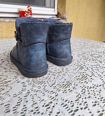 ccc papuce: Tople čizme „šunjalice“, broj 37 - Unutrašnje gazište: 23,5 cm - — 3