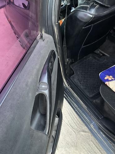 Унаа: Volkswagen Passat: 1995 г., 1.8 л, Кол менен иштөөчү, Бензин, Универсал — 8