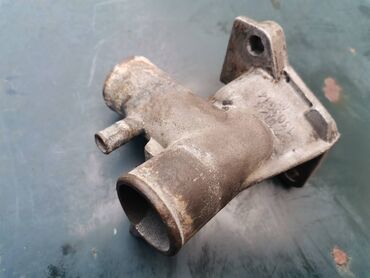 Auto delovi: Racva vode glave Lada 2121,21213,21214i Niva. Polovno, ocuano. Skinuto — 4