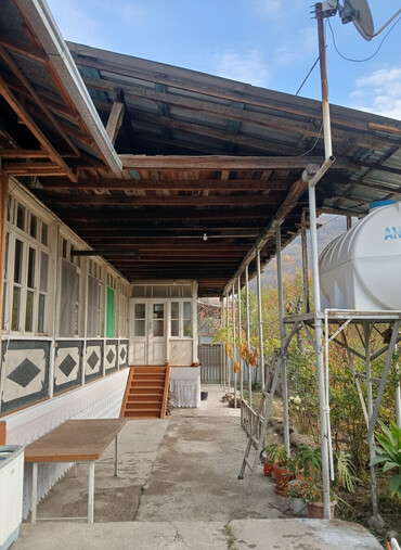 Həyət evləri və villaların satışı: 3 otaqlı, 120 kv. m, Kredit yoxdur, Orta təmir — 1