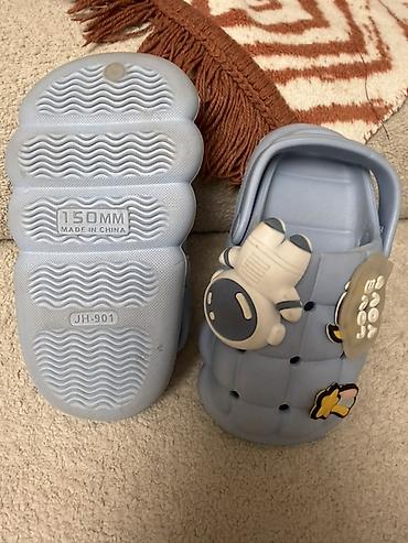 Другие детские вещи: Продаю детскую обувь 1) Кроссовки/туфли Tutubi - Размер: 24 р. - — 9