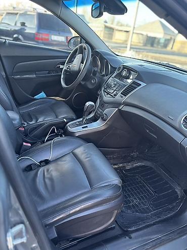 Chevrolet: Chevrolet Cruze: 2009 г., 1.6 л, Автомат, Бензин, Седан — 6