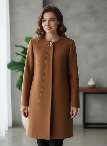 Пальто: Качественное добротное пальто, Италия/Турция (Pauchini), 36-38 р. — 1
