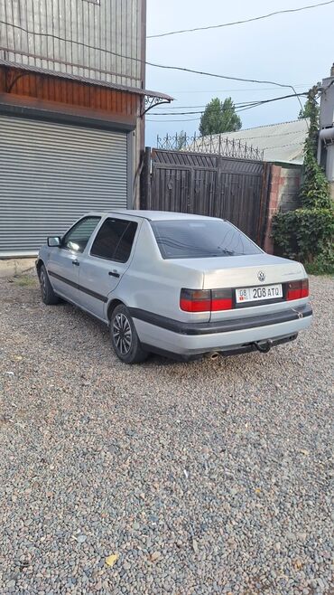 бампер опель вектра а: Volkswagen Vento: 1994 г., 1.8 л, Автоматтык, Бензин, Седан