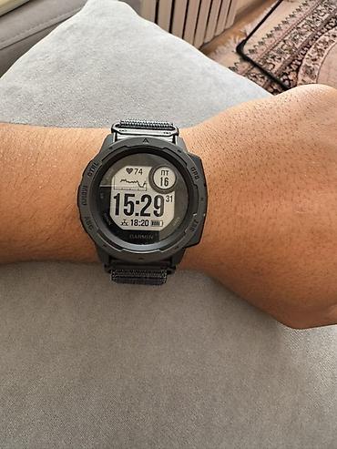 google fold: Спортивные часы Garmin Instinct (чёрные) - Прочный корпус с — 3