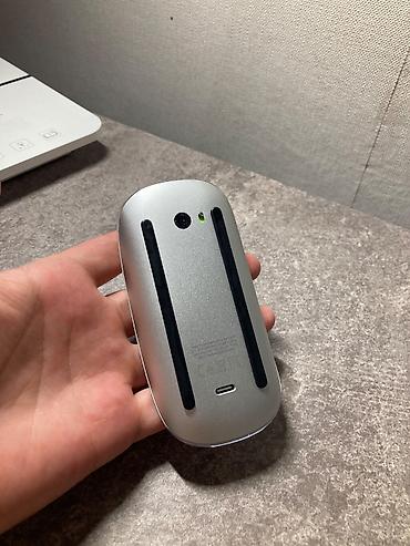 magi: Apple Magic Mouse 2 (A1657), цвет белый. - Мультитач-поверхность — 2