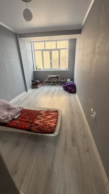 продаю дом наманганскый: 3 комнаты, 75 м², 106 серия улучшенная, 5 этаж, Евроремонт