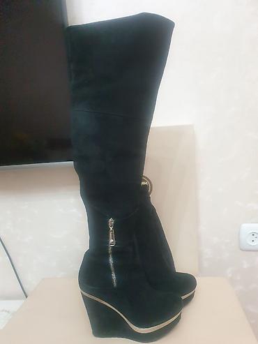 Сапоги: Продаю б/у батильоны разм.33(на 34 идут,кожа), сапоги — 1