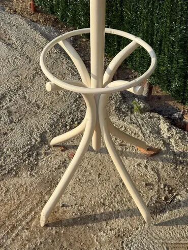 RS - Antique Coat Racks: Stilski Thonet civiluk Thonet civiluk U dobrom stanju Čvrst i stabilan — 6