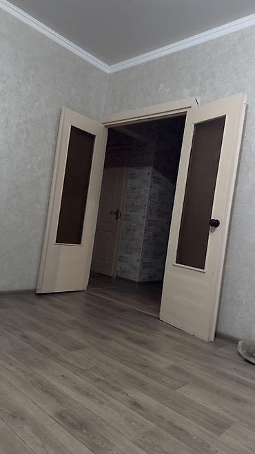 Сдаётся комната с подселением в 3-комнатной квартире. Квартира