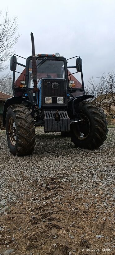1025 traktor: Traktor İşlənmiş