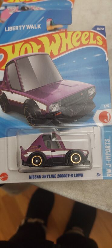 dəmir maşın: Hot Wheels maşın