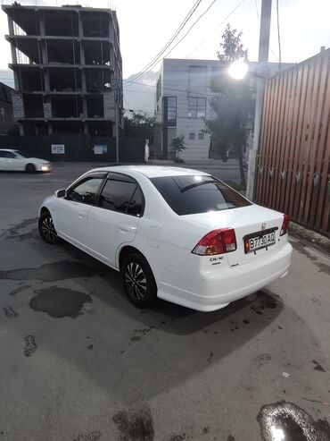 Honda: Honda Civic: 2005 г., 1.5 л, Вариатор, Бензин, Седан