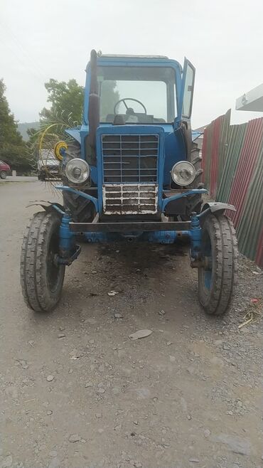 sadığ traktor: Traktor satilir otyigan ve kotanla birlikdə əla veziyyətdədir hec bir