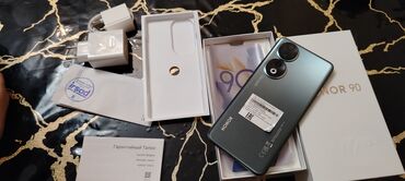 Honor: Honor 90, rəng - Yaşıl, Zəmanət — 1