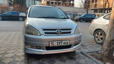 Toyota: Toyota Ipsum: 2002 г., 2.4 л, Автомат, Бензин, Минивэн