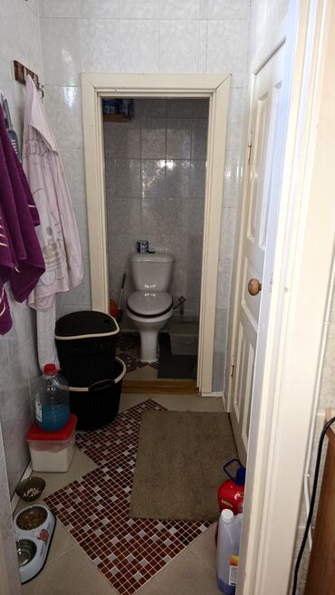 Продажа домов: Дом, 120 м², 5 комнат, Собственник, Старый ремонт at lalafo.kg — 23 Продажа домов: Дом, 120 м², 5 комнат, Собственник, Старый ремонт — 23