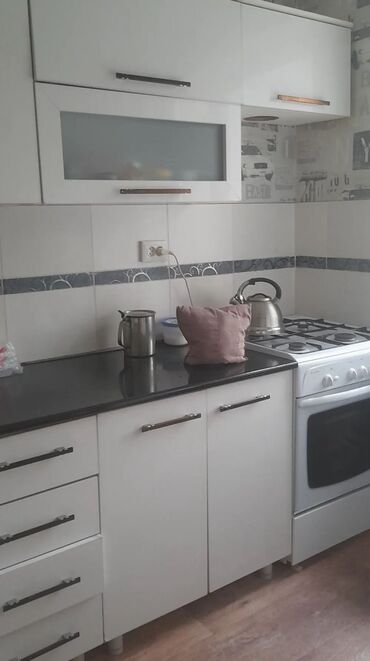 Продажа квартир: 3 комнаты, 64 м², 104 серия, 4 этаж — 8