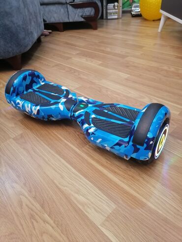 hoverboard azerbaycanda qiymeti: İşlənmiş Elektrik samokat 9", ≤ 250 Vt, 16 - 25 km/s, Ünvandan götürmə, Ödənişli çatdırılma