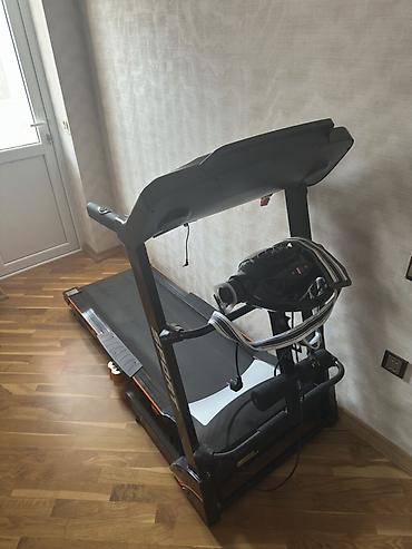 İdman və hobbi: Elektrikli qaçış trenajoru – çoxfunksiyalı ev fitnes aparatı - Geniş — 2