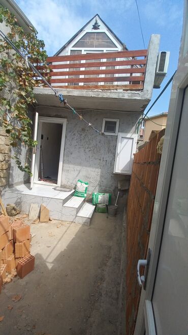 Həyət evləri və villaların satışı: Zabrat 2 otaqlı, 70 kv. m, Yeni təmirli