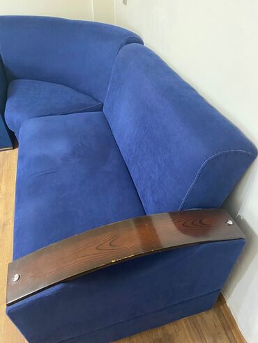 Divanlar: Divan, İşlənmiş, Açılan, Bazalı, Çatdırılma yoxdur
