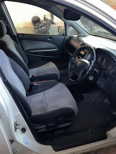 Honda: Honda Stream: 2002 г., 2 л, Типтроник, Газ, Минивэн — 9