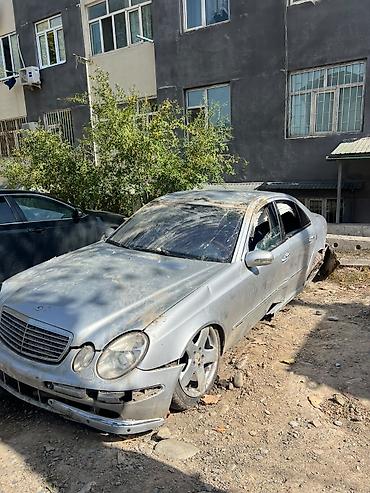 салон w211: Mercedes-Benz E‑класс W211 (E32/E320), седан, серебристый цвет — 4