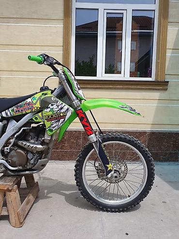 ktm кроссовый мотоцикл: Эндуро Kawasaki, 250 куб. см, Бензин, Взрослый, Б/у — 1