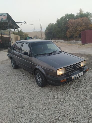 спринтер грузовой средний база: Volkswagen Jetta: 1990 г., 1.8 л, Механика, Бензин, Седан