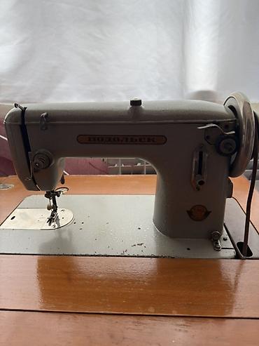 elektron kitab satilir: 🧵 Vintage Podolsk tikiş maşını – satılır Sovet dövründən qalma — 6
