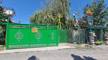 дом в жалабаде: Дом, 96 м², 4 комнаты, Собственник