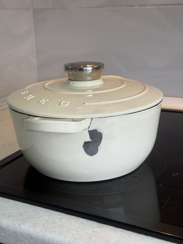 Казаны: Продаю новый чугунный казан smeg при перевозке чуть повредилась краска — 4