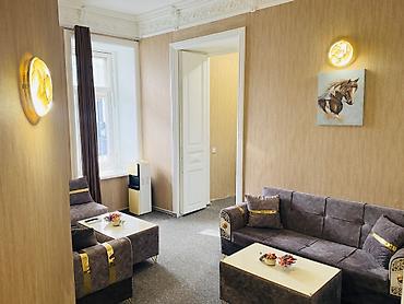 ayliq hostel: Merkezde, Nizami metrosuna 8 d Sahil metrosuna 15 d mesafede — 6