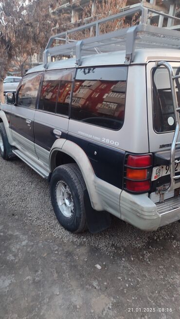 машинелер: Mitsubishi Pajero: 1993 г., 2.5 л, Автомат, Дизель, Жол тандабас