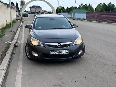opel astra unversal: Avtomobil yaxşı vəziyyətdədir Mator karopka qranatlar hamsi yaxsidr — 5