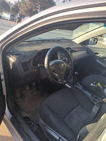 Toyota: Toyota Corolla: 2007 г., 1.6 л, Механика, Бензин, Седан — 2