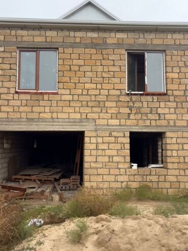 Həyət evləri və villaların satışı: Satılır: 2 mərtəbəli yarımçıq tikili (daş ev) - Tikinti materialı — 3